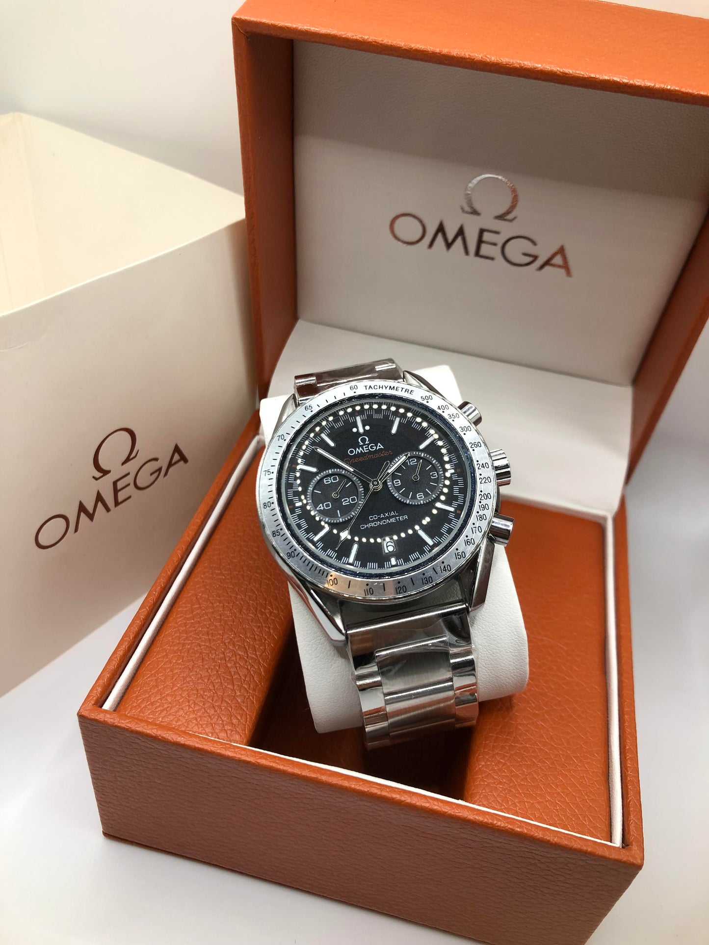 montres Oméga Speedmaster chronograhe